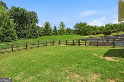 6464 Crosscreek Lane, Flowery Branch, GA 30542 - Photo 6