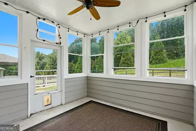 6464 Crosscreek Lane, Flowery Branch, GA 30542 - Photo 2