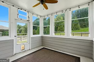6464 Crosscreek Ln, Flowery Branch, GA 30542 - Photo 2