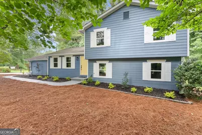 381 Plantation Boulevard, Lawrenceville, GA 30046 - Photo 2