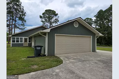 221 Collins Street, Lyons, GA 30436 - Photo 4