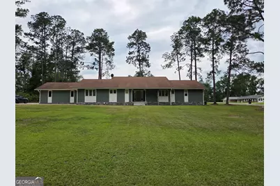 221 Collins Street, Lyons, GA 30436 - Photo 1