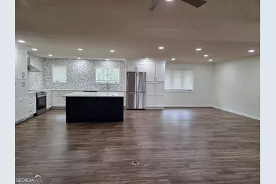 221 Collins Street, Lyons, GA 30436 - Photo 10