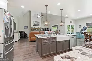 240 Southridge, Senoia, GA 30276 - Photo 24