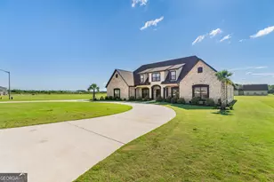 432 Cessna Way, Fort Valley, GA 31030 - Photo 2