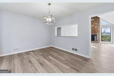 4380 Cary Drive, Snellville, GA 30039 - Photo 10