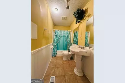 347 Green Meadows Drive, Hartwell, GA 30643 - Photo 8