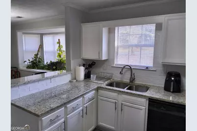 5980 Sherwood Trace, Lithonia, GA 30038 - Photo 12