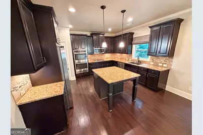 8785 Ellesmere Drive, Cumming, GA 30041 - Photo 18