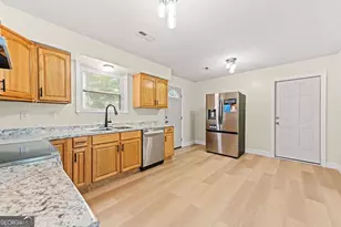 106 Park St, Chickamauga, GA 30707 - Photo 8