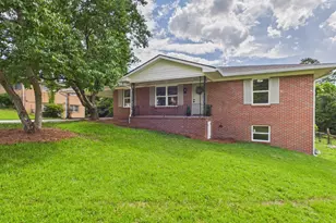 1562 Berkshire Dr, Macon, GA 31206 - Photo 2