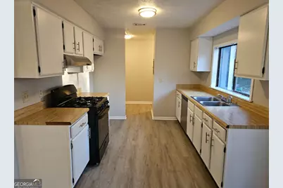 8147 Flamingo Drive, Jonesboro, GA 30238 - Photo 8