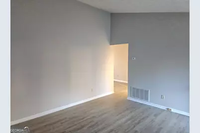8147 Flamingo Drive, Jonesboro, GA 30238 - Photo 6