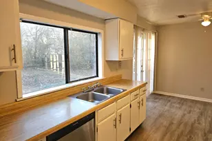 8147 Flamingo Dr, Jonesboro, GA 30238 - Photo 12