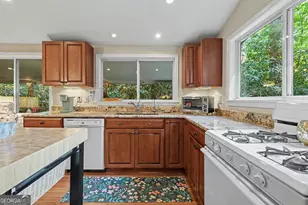 276 Fulton Rd, Tiger, GA 30576 - Photo 18