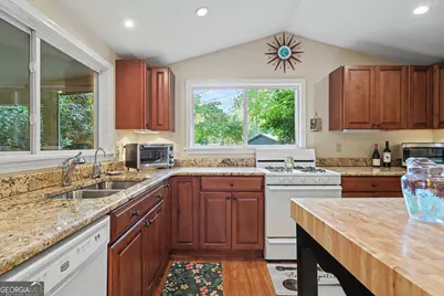 276 Fulton Road, Tiger, GA 30576 - Photo 16