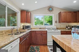 276 Fulton Rd, Tiger, GA 30576 - Photo 16