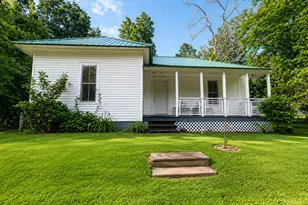 145 Spalding St, Griffin, GA 30223 - Photo 1