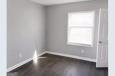 1652 Oak Knoll Circle SE, Atlanta, GA 30315 - Photo 4
