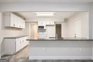 1806 Maple St, Carrollton, GA 30117 - Photo 10