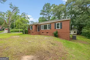 1605 41st St, Columbus, GA 31904 - Photo 2