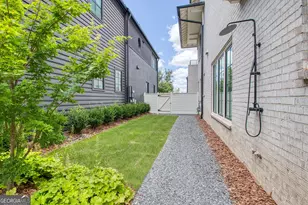 270 4th St, Fayetteville, GA 30214 - Photo 6