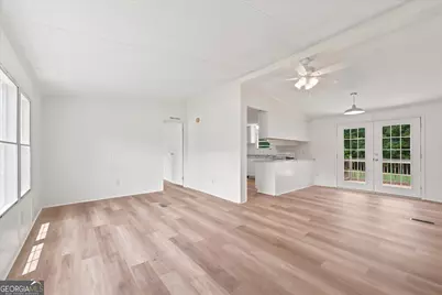 328 Pine Street, Danielsville, GA 30633 - Photo 8