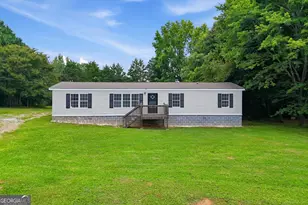328 Pine St, Danielsville, GA 30633 - Photo 1