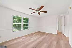 328 Pine St, Danielsville, GA 30633 - Photo 16