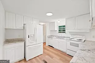 328 Pine St, Danielsville, GA 30633 - Photo 14