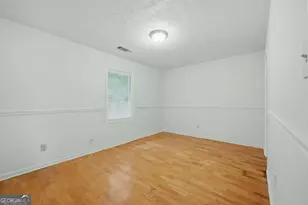 667 Hunting Creek Ln SE, Conyers, GA 30013 - Photo 12