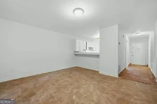 667 Hunting Creek Ln SE, Conyers, GA 30013 - Photo 10
