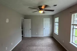 8513 Pineland Dr, Jonesboro, GA 30238 - Photo 10