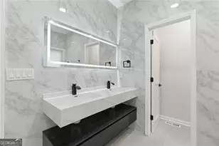 7170 Riverside Dr NW, Atlanta, GA 30328 - Photo 34
