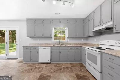 730 Shoreline Trail SE, Conyers, GA 30094 - Photo 8