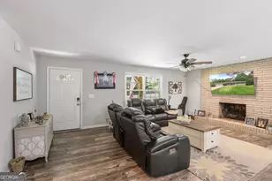 3966 W McIntosh Rd, Griffin, GA 30223 - Photo 10