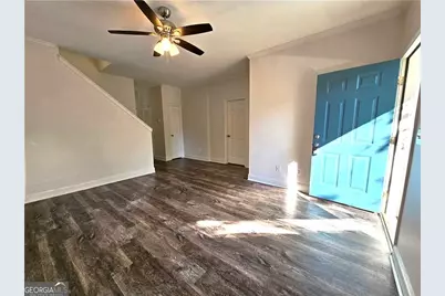 718 N Evelyn Place NW, Atlanta, GA 30318 - Photo 2