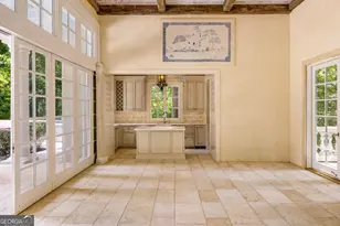 2485 W Wesley Rd NW, Atlanta, GA 30327 - Photo 72