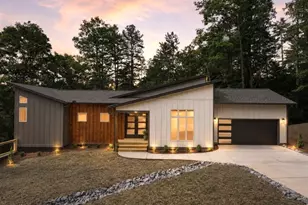 257 Gallery Ct, Ellijay, GA 30540 - Photo 1