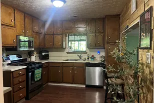 102 Jennifer Ln, McDonough, GA 30253 - Photo 2