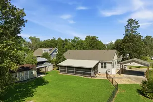 402 Houston St, Darien, GA 31305 - Photo 40
