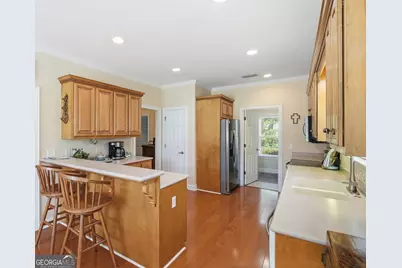 402 Houston Street, Darien, GA 31305 - Photo 6
