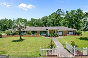 412 Pierce St, Jesup, GA 31545 - Photo 1