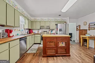 412 Pierce St, Jesup, GA 31545 - Photo 12