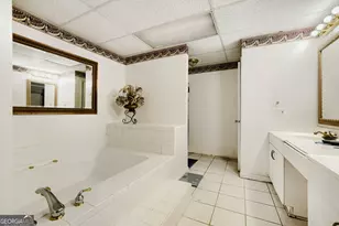 235 Saddle Bridge Dr, Johns Creek, GA 30022 - Photo 20