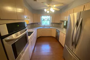 388 E Pine Lake Dr, West Point, GA 31833 - Photo 12