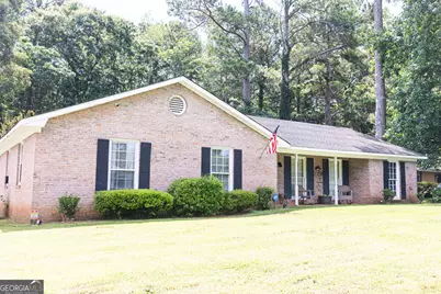 500 Camelot Drive, Lagrange, GA 30241 - Photo 2