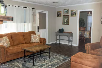 500 Camelot Drive, Lagrange, GA 30241 - Photo 10