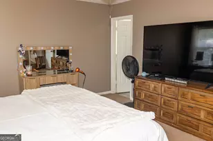 500 Camelot Dr, Lagrange, GA 30241 - Photo 16