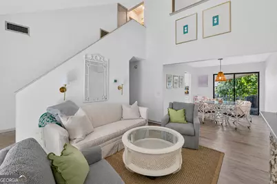 520 Brockinton S, Saint Simons, GA 31522 - Photo 2